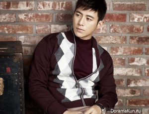 Go Soo для Arnaldo Bassini Fall 2012 Collection