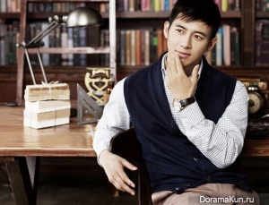 Go Soo для Arnaldo Bassini Fall 2012 Collection