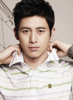 Go Soo для Arnaldo Bassini Summer 2012