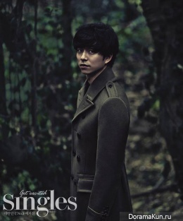 Gong Yoo для Singles December 2013