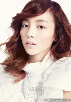 Goo Hara (KARA) для Vogue Girl March 2013 Extra