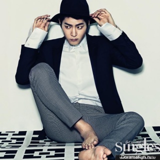 Hong Jong Hyun для Singles March 2014