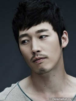 Jang Hyuk для L’Officiel Hommes August 2013 Extra