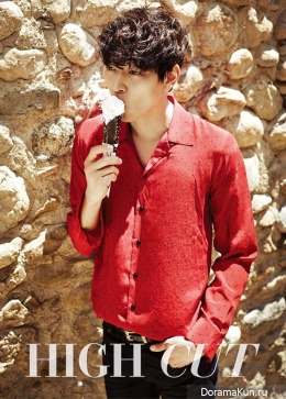 Kang Dong Won для High Cut Vol. 130