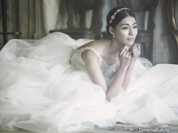 Jung Hwa’s Wedding Pictorial