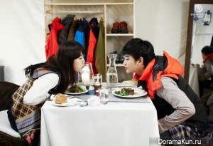 Kim Soo Hyun, Suzy для High Cut Vol. 88 Extra 2