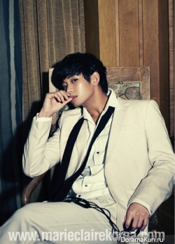 Han Chae Young, Kim Soo Hyun для Marie Claire Korea 2011