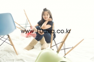 Kim Yoo Jung для 10asia December 2010