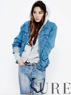 Lee Chung Ah для Sure Korea February 2012