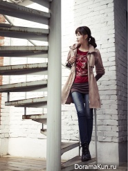 Lee Da Hae для Arnaldo Bassini Fall 2012 Ads