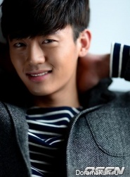 Lee Ji Hoon для OSEN Korea 2013