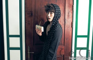 Lee Jong Suk для CeCi March 2013