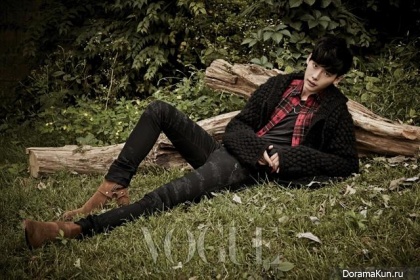 Lee Jong Suk для Vogue Korea October 2013 Extra 2