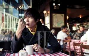 Lee Min Ho для W Korea November 2010