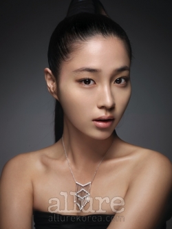 Lee Min Jung для Allure Korea November 2010
