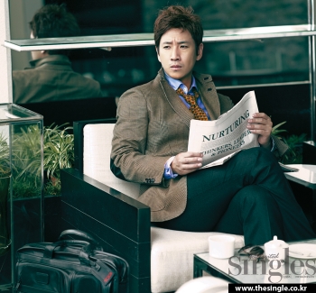 Lee Sun Gyun для Singles December 2011