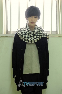 Lee Won Geun для TV Report 2012