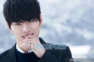 Lee Yi Kyung для TV Report Korea 2013