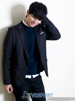 Lee Yi Kyung для TV Report Korea 2013