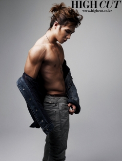 MBLAQ's Lee Joon для High Cut Vol. 23