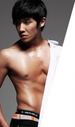 MBLAQ's Lee Joon для KISS REPUBLIC