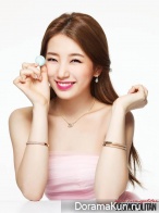 Suzy (Miss A) для Cosmopolitan Korea February 2014
