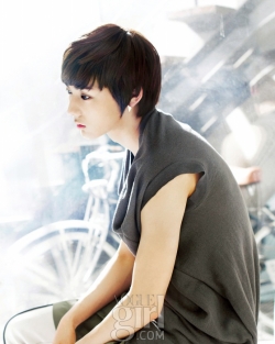 NU’EST для Vogue Girl May 2012
