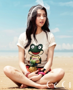 Park Ha Sun для CéCi June 2012