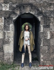 Park Si Yeon для Cosmopolitan February 2013 Extra