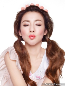 2NE1's Sandara Park, SHINee для Etude House Ad Campaign