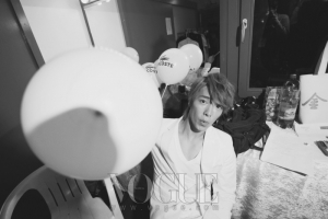Super Junior, SNSD, DBSK, f(x) для Vogue Korea July 2011