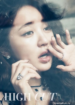 Yoon Eun Hye, Seo Kang Joon для High Cut Magazine Vol. 120