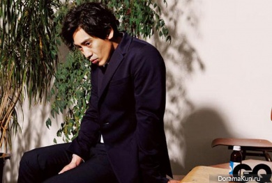 Shin Ha Kyun для GQ Korea April 2013