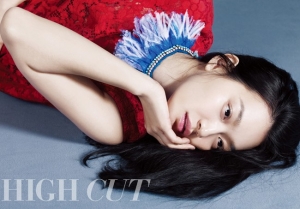 Shin Min Ah для High Cut Vol. 80