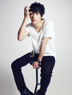 Children of Empire's Siwan для Elle Girl Korea May 2012