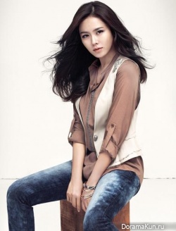 Son Ye Jin для Châtelaine Spring 2012 Ads