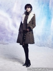 Son Ye Jin для Châtelaine Winter 2012 Ads