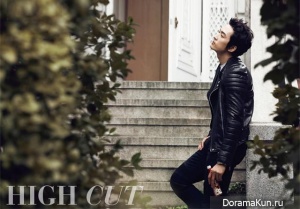 Song Seung Heon для High Cut Vol. 110