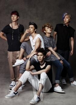 Super Junior для W Korea June 2010