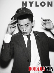 Yoo Ah In для Korea September 2012