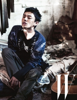 Yoo Ah In для W Korea October 2011