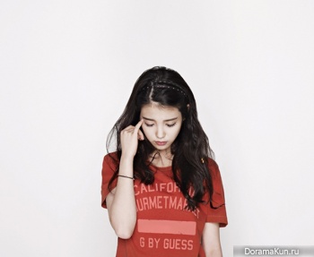 G by Guess 2012