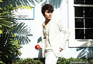 Yoo Seung Ho для Harper’s Bazaar March 2013 Extra