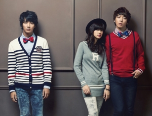 CN Blue, Yoon Si Yoon для NII Fall 2010 Catalogue
