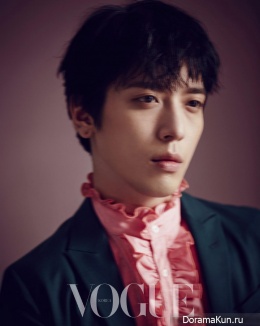 Jung Yong Hwa (CNBLUE) для Vogue March 2016