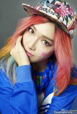 Jessica для Adidas 2016 CF