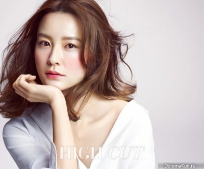 Jung Yumi для High Cut Vol. 166