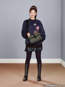 Kim Yoo Jung для Samsonite Red F/W 2016 CF