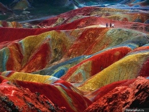 Китай. Уникальное геологическое явление Danxia landform