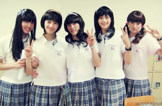 SHINee